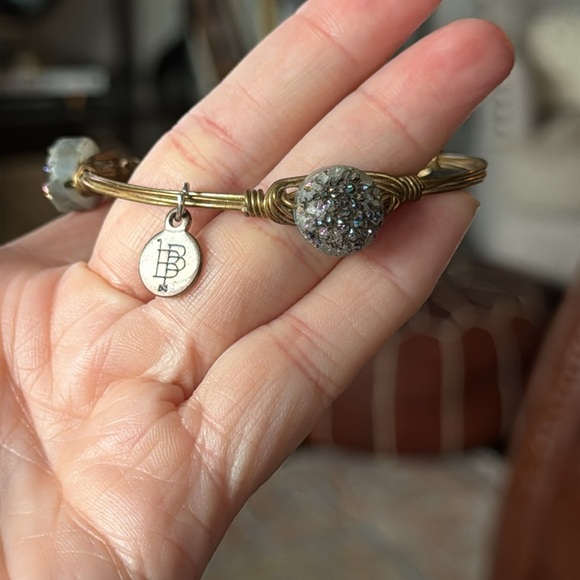 Bourbon and Bow ties Bangle Bracelet - Picture 4 of 4